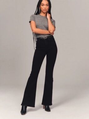 Abercrombie & Fitch Curve Love Ultra High Rise The Flare Jeans 27/short